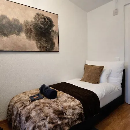 Castle Hill I King I I Amazing Views Apartamento *